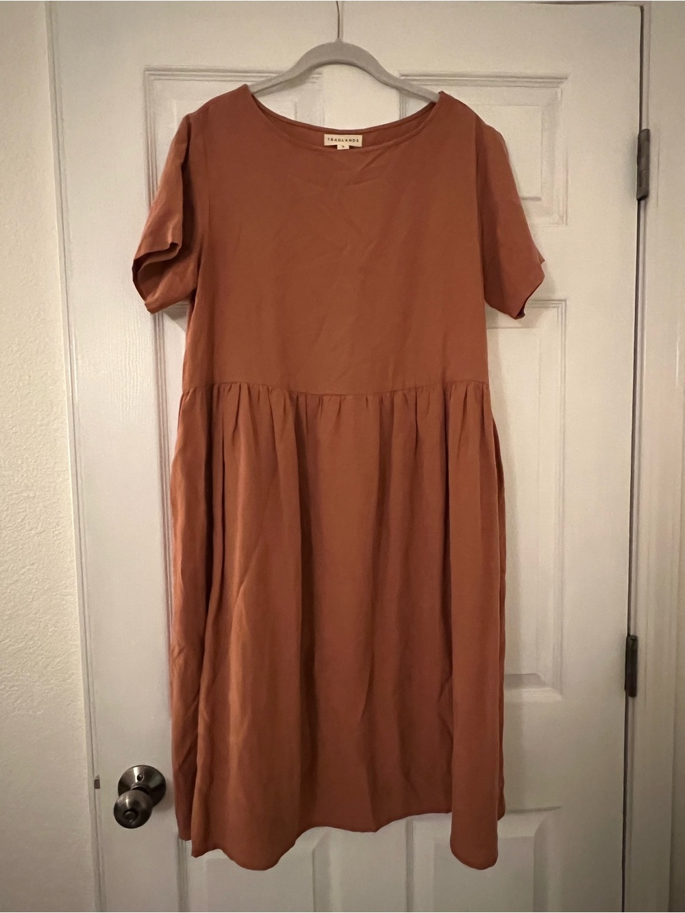 Tradlands Nico Dress in Rust Size Small
